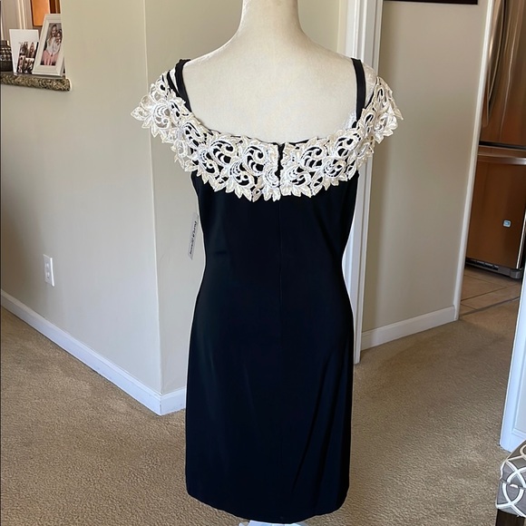 Vintage Dave & Johnny Party or Prom Dress. - Picture 8 of 11